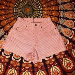 PLAID HIGH WAISTED SHORTS ❤️